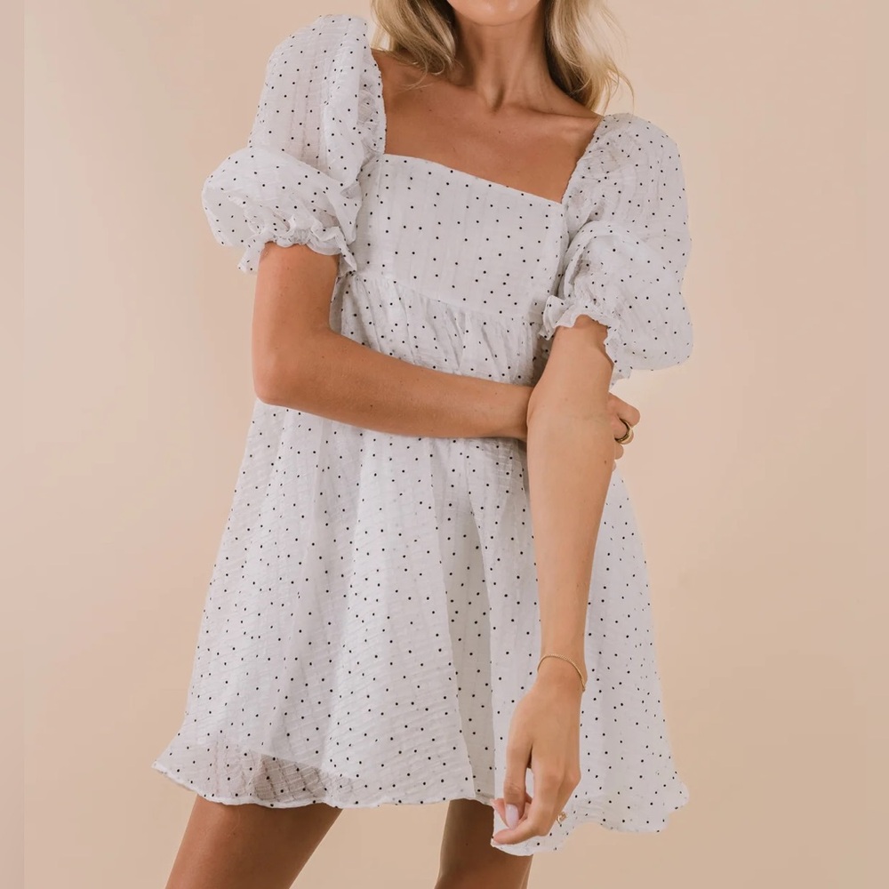 Chic White Puff Sleeve Mini Dress